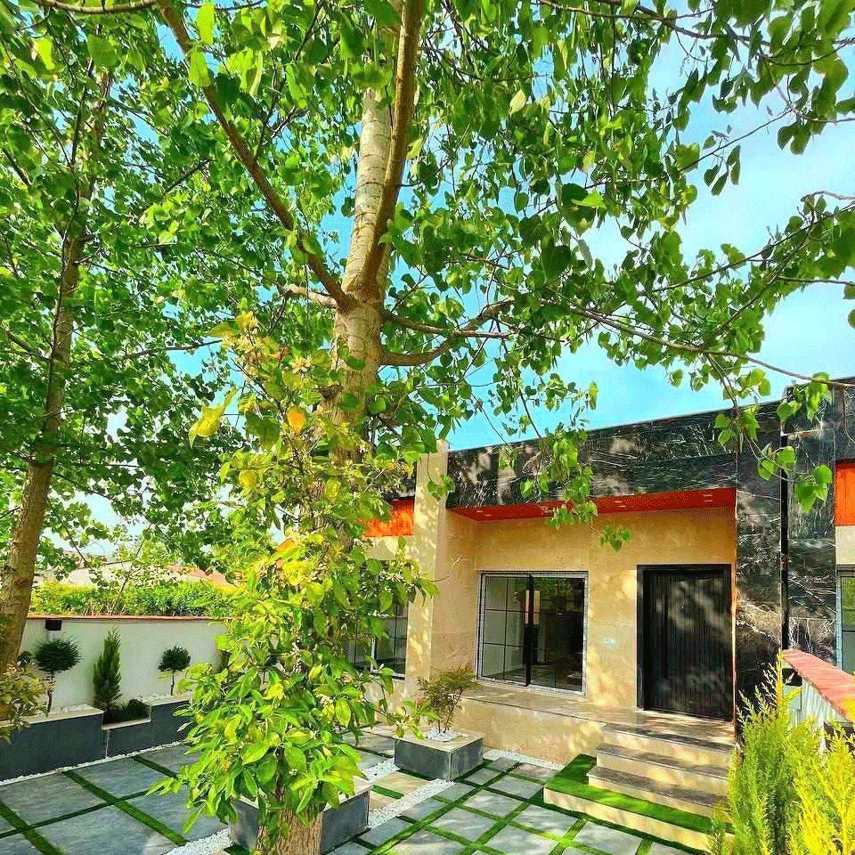 خرید گلدان شهری