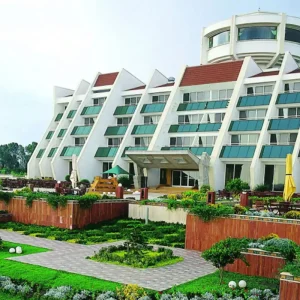 فروش گلدان پلاستیکی و مبلمان فضای باز در محمودآباد